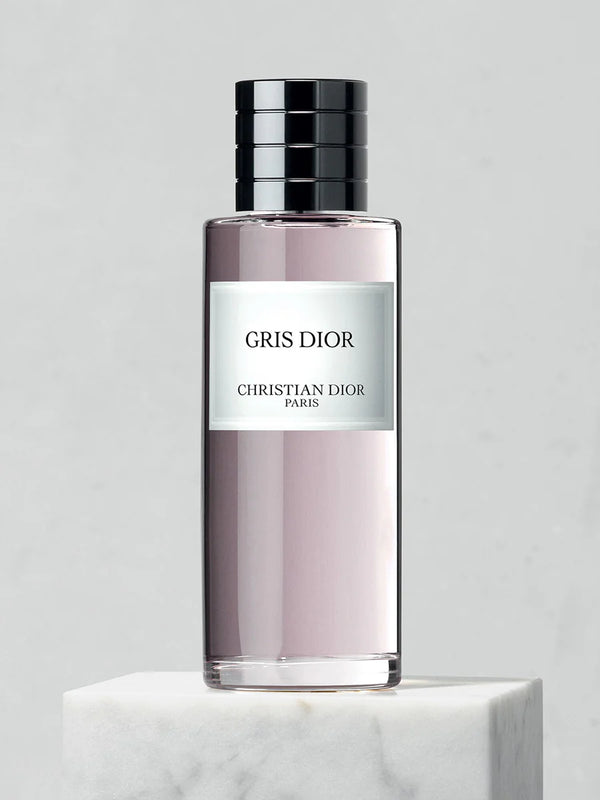 CD Gris Montaigne EDP 250ml